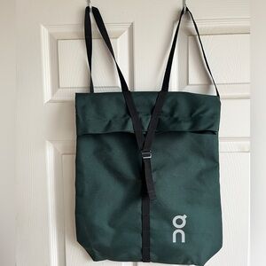 On cloud running backpack Ambassador pack NWOT